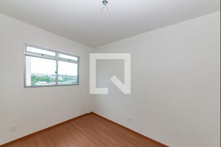 Quarto 1 de apartamento para alugar com 2 quartos, 47m² em João Pinheiro, Belo Horizonte