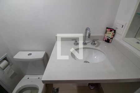 Banheiro de apartamento para alugar com 2 quartos, 64m² em Jardim Caravelas, São Paulo