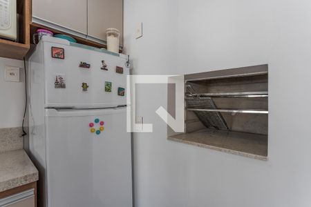 Cozinha e Área de Serviço de apartamento para alugar com 2 quartos, 61m² em São Sebastião, Porto Alegre