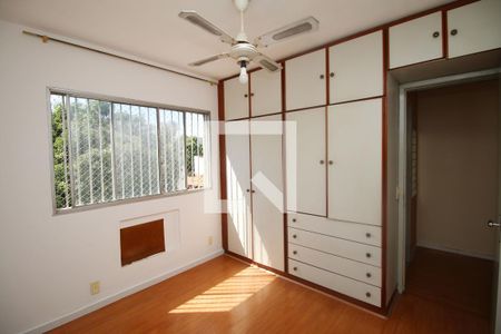 Quarto 1 de apartamento à venda com 2 quartos, 70m² em Penha, Rio de Janeiro