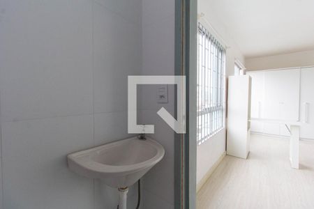 Banheiro de kitnet/studio para alugar com 1 quarto, 50m² em Centro, São Leopoldo