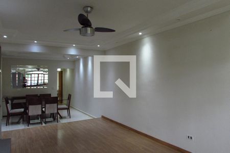 Sala de casa à venda com 3 quartos, 140m² em Jardim Ester, São Paulo