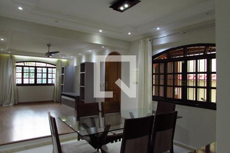 Sala de casa à venda com 3 quartos, 140m² em Jardim Ester, São Paulo