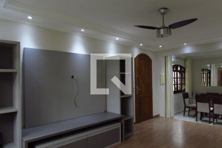 Sala de casa à venda com 3 quartos, 140m² em Jardim Ester, São Paulo