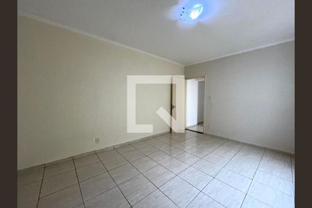 Suite de casa para alugar com 4 quartos, 150m² em Vila Alexandria, São Paulo