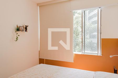 Quarto 1 de apartamento à venda com 3 quartos, 110m² em Copacabana, Rio de Janeiro