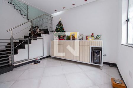 Sala de casa à venda com 4 quartos, 143m² em Ipiranga, São Paulo