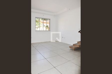 Sala de casa para alugar com 2 quartos, 65m² em Jaraguá, São Paulo