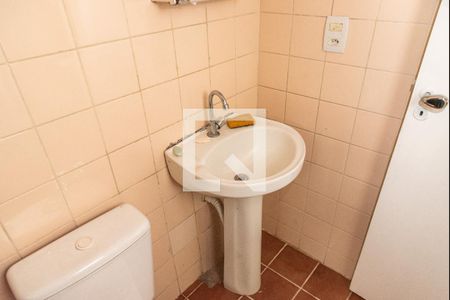 Banheiro de apartamento para alugar com 1 quarto, 28m² em Vila Mariana, São Paulo