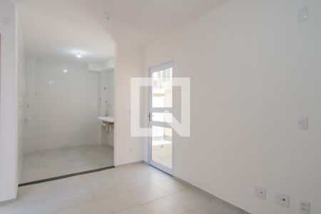 Sala de apartamento para alugar com 2 quartos, 75m² em Cavalhada, Porto Alegre