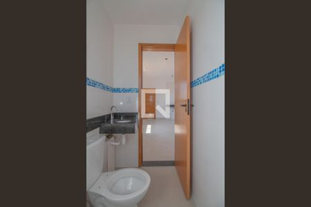 Apartamento à venda com 45m², 2 quartos e sem vaga Apartamento à venda com 45m², 2 quartos e sem vagaBanheiro Social