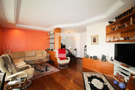 Sala de apartamento à venda com 3 quartos, 130m² em Moema, São Paulo