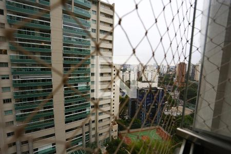 Varanda da Sala vista de apartamento para alugar com 4 quartos, 211m² em Vila Suzana, São Paulo