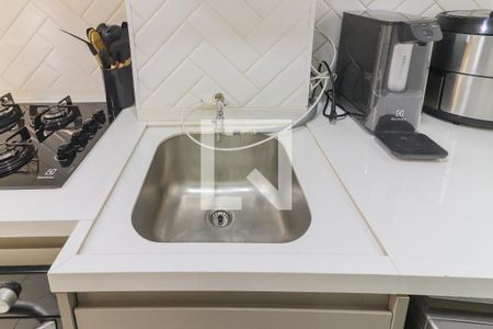 Cozinha e Área de Serviço de apartamento para alugar com 2 quartos, 41m² em Jardim Alvorada (zona Oeste), São Paulo