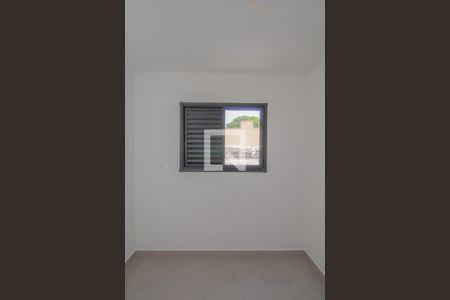 Quarto 2 de apartamento para alugar com 2 quartos, 41m² em Vila Guilhermina, São Paulo