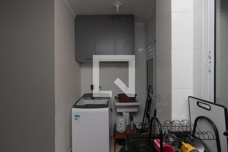 Sala/Cozinha de apartamento à venda com 2 quartos, 48m² em Vila Nivi, São Paulo