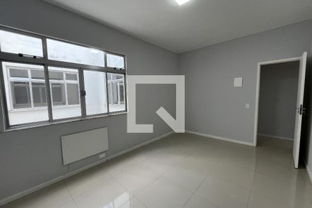 Quarto 1 de apartamento à venda com 2 quartos, 100m² em Jardim Guanabara, Rio de Janeiro