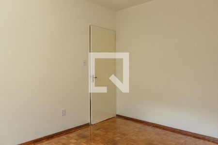 Quarto 2 de apartamento para alugar com 3 quartos, 81m² em Cristal, Porto Alegre