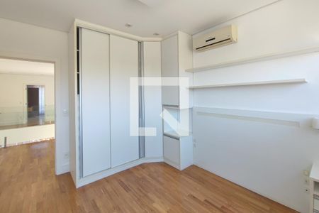 Quarto Suíte de casa de condomínio à venda com 4 quartos, 304m² em Swiss Park, Campinas