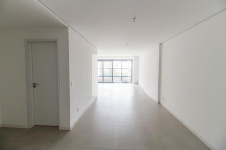 Sala de apartamento à venda com 2 quartos, 113m² em Alphaville Industrial, Barueri