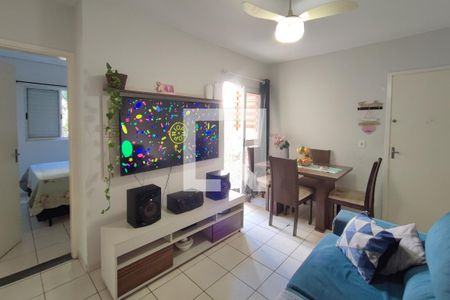 Sala de apartamento à venda com 2 quartos, 55m² em Jardim do Lago Continuacao, Campinas