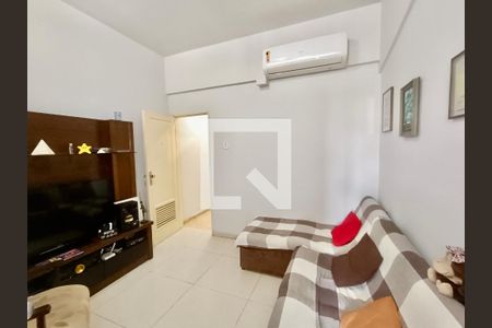 Sala  de apartamento à venda com 1 quarto, 37m² em Copacabana, Rio de Janeiro