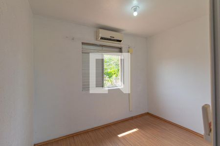 Quarto de casa de condomínio para alugar com 2 quartos, 48m² em Rio Branco, Canoas