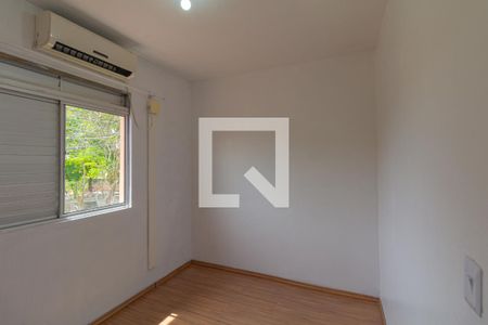 Quarto de casa de condomínio para alugar com 2 quartos, 48m² em Rio Branco, Canoas