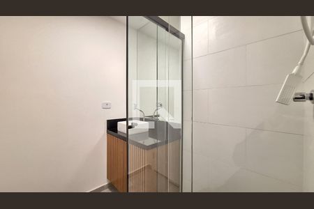 Banheiro de apartamento para alugar com 1 quarto, 26m² em Pompeia, São Paulo