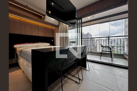 Sala de kitnet/studio para alugar com 1 quarto, 26m² em Santo Amaro, São Paulo