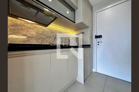 Cozinha de casa para alugar com 1 quarto, 26m² em Santo Amaro, São Paulo