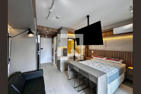 Sala de casa à venda com 1 quarto, 26m² em Santo Amaro, São Paulo