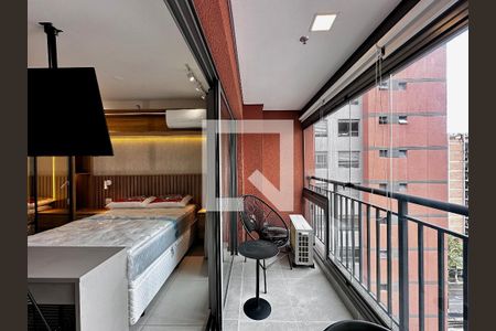 Sacada de casa à venda com 1 quarto, 26m² em Santo Amaro, São Paulo