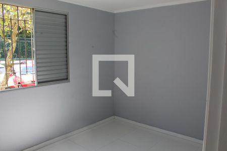 Quarto 2 de apartamento para alugar com 2 quartos, 46m² em Jardim Torino, Cotia