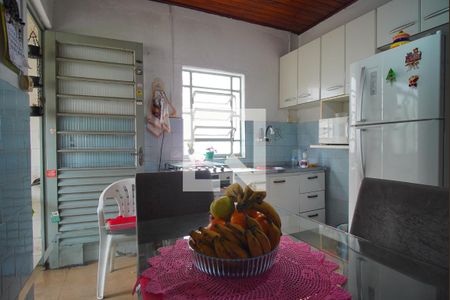 Cozinha de casa à venda com 2 quartos, 100m² em Petrópolis, Porto Alegre