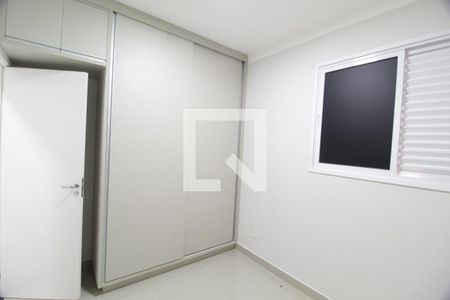 Quarto 1 de apartamento para alugar com 3 quartos, 114m² em Jardim Botânico, Uberlândia