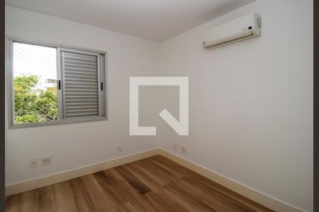 Quarto 2 de apartamento à venda com 3 quartos, 120m² em Santo Antônio, Belo Horizonte