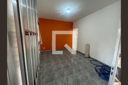 Sala de casa para alugar com 1 quarto, 90m² em Vila Nova Amorim, Suzano