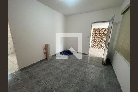 Sala de casa para alugar com 1 quarto, 90m² em Vila Nova Amorim, Suzano