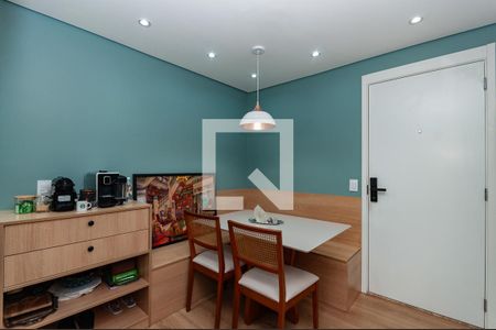 Apartamento para alugar com 67m², 2 quartos e 1 vagaSala