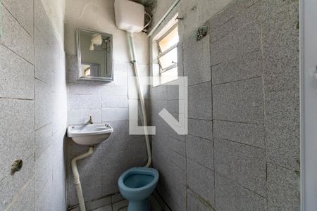 Banheiro de casa para alugar com 1 quarto, 48m² em Vila Vera, São Paulo