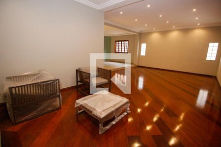 Sala de casa para alugar com 5 quartos, 440m² em Jardim Guedala, São Paulo