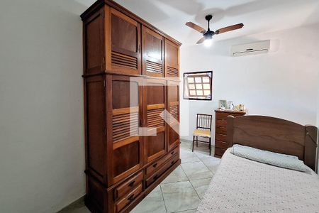 Quarto 1 de casa à venda com 3 quartos, 130m² em Santa Rosa, Niterói