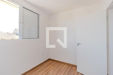 Quarto 2 de apartamento para alugar com 2 quartos, 47m² em Restinga, Porto Alegre