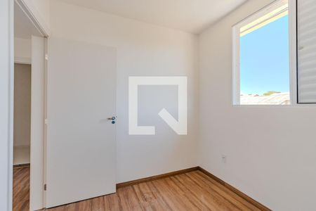 Quarto 1 de apartamento para alugar com 2 quartos, 47m² em Restinga, Porto Alegre