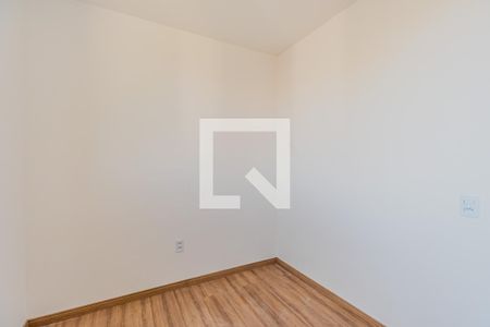 Quarto 1 de apartamento para alugar com 2 quartos, 47m² em Restinga, Porto Alegre