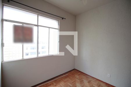 Quarto de kitnet/studio para alugar com 1 quarto, 40m² em Barro Preto, Belo Horizonte