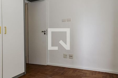 Quarto 1 de apartamento para alugar com 2 quartos, 75m² em Botafogo, Rio de Janeiro