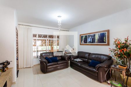 Sala de casa para alugar com 2 quartos, 245m² em Jardim Santo Antônio, Santo André