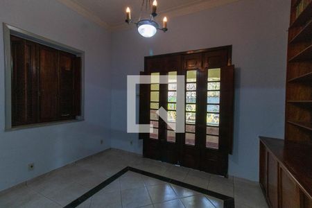 Sala de casa para alugar com 3 quartos, 200m² em Barreto, Niterói